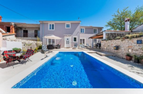 Villa Nina Zminj, Istrien